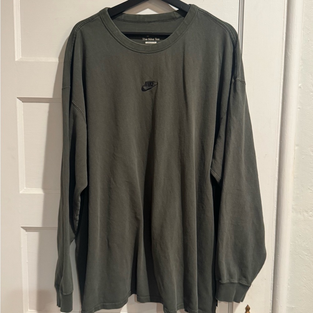 Nike Long-Sleeve Tee – Sequoia (Dark Olive) – Size XXL